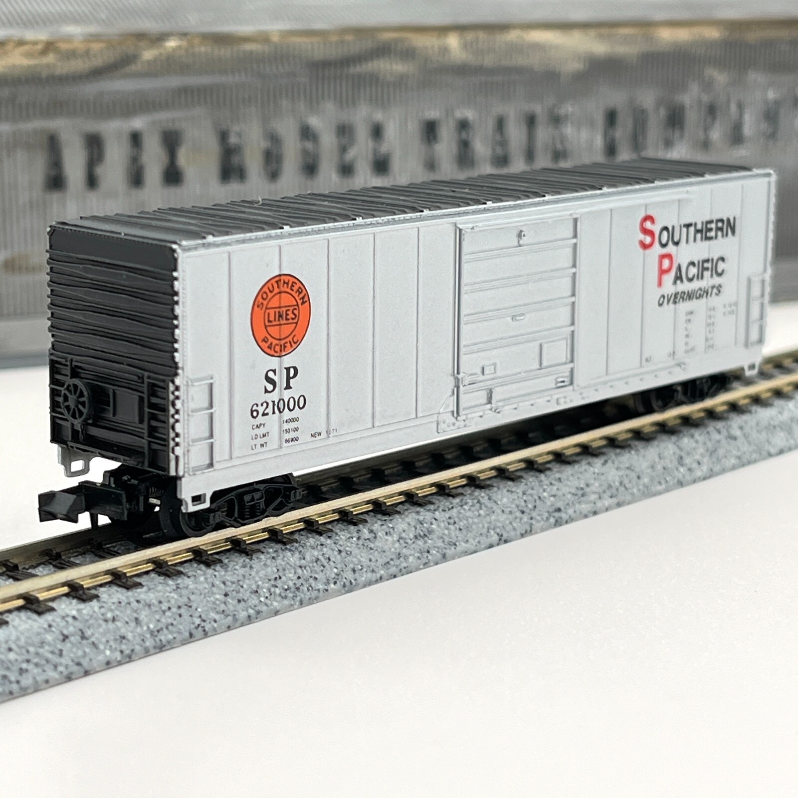 Bev-Bel N Scale 10013 Southern Pacific 50 ft Evans Single Door Boxcar SP 621000