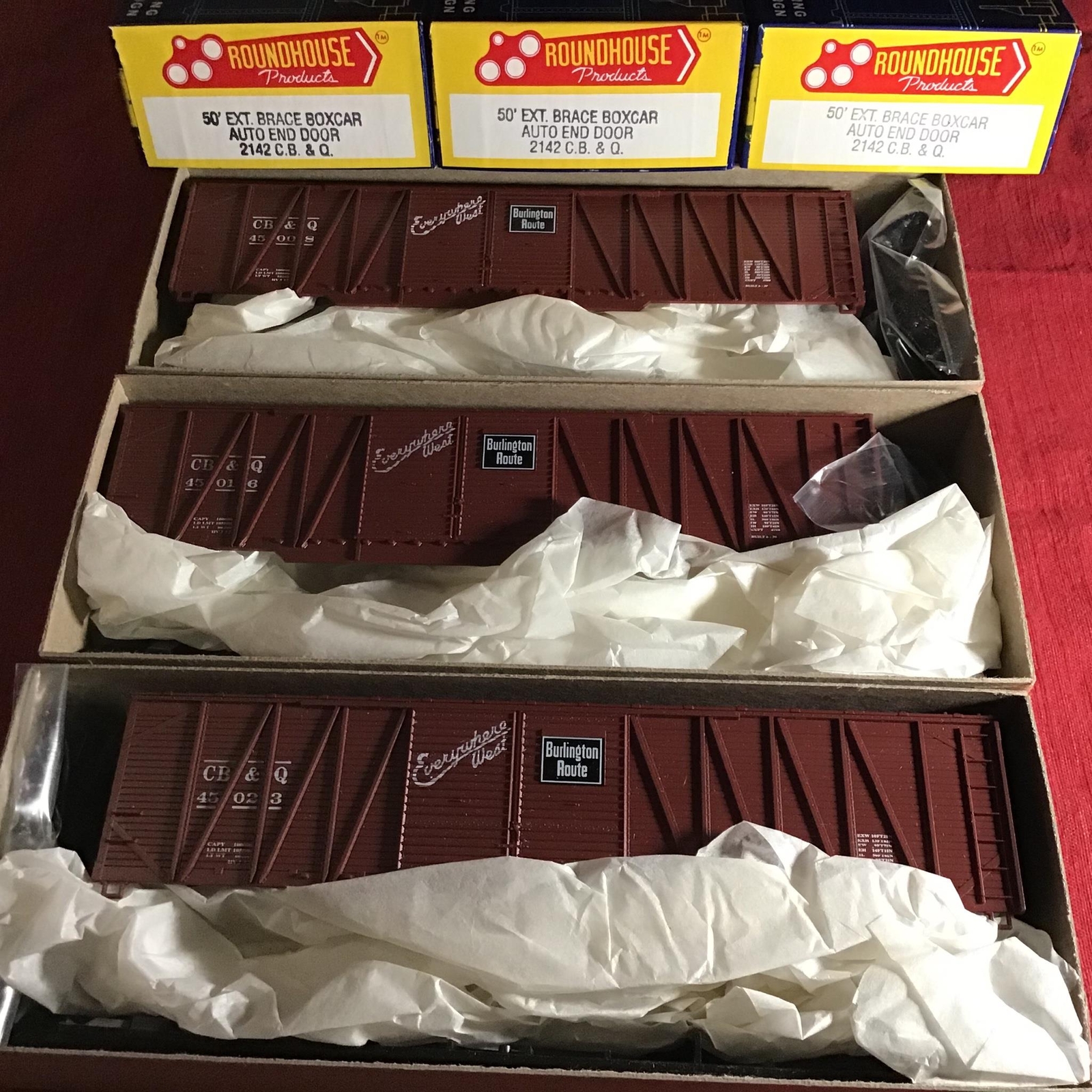 ROUNDHOUSE HO-SCALE 50’ C.B.&Q. BOXCAR KITS *3 KITS* #2142 BRAND NEW!!!