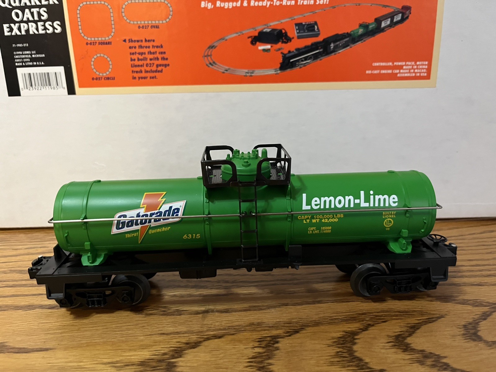 Lionel 6-11985 Train Set Quaker Oats 1998 – NEW IN BOX certificate of ownership
