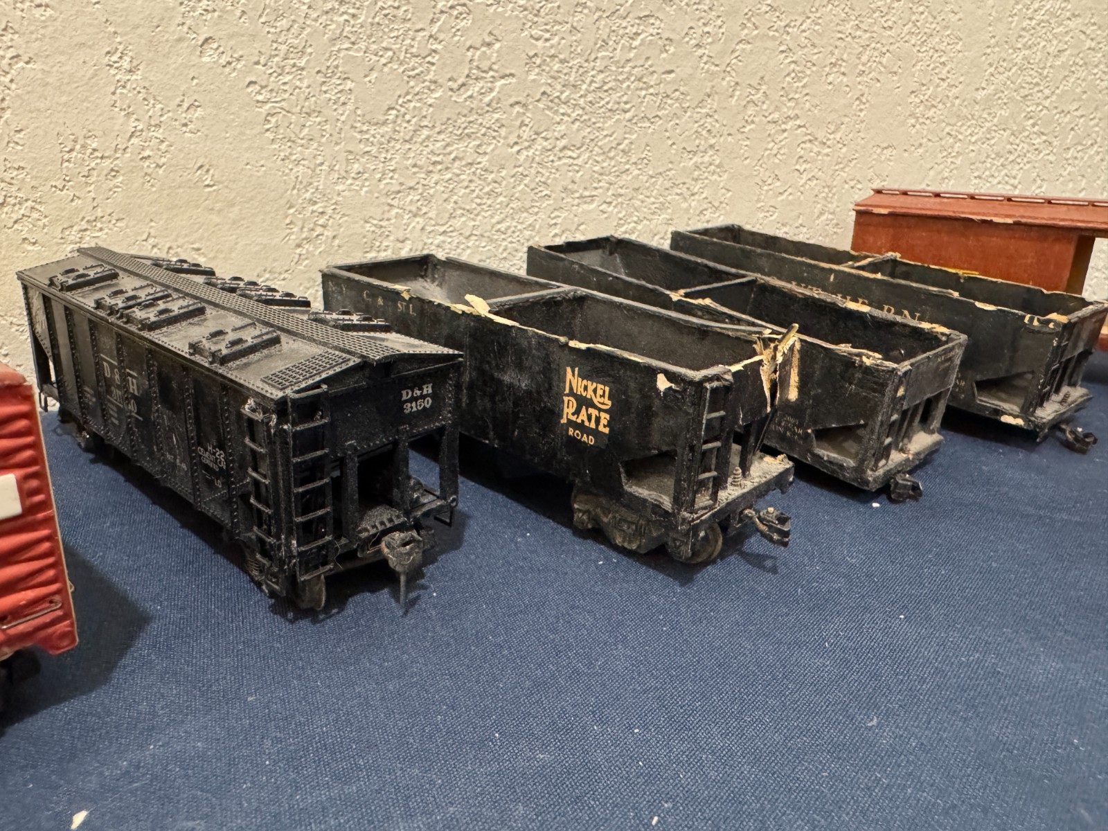 Large Lot of HO Scale Train Cars/Decor (Hand Made?)
