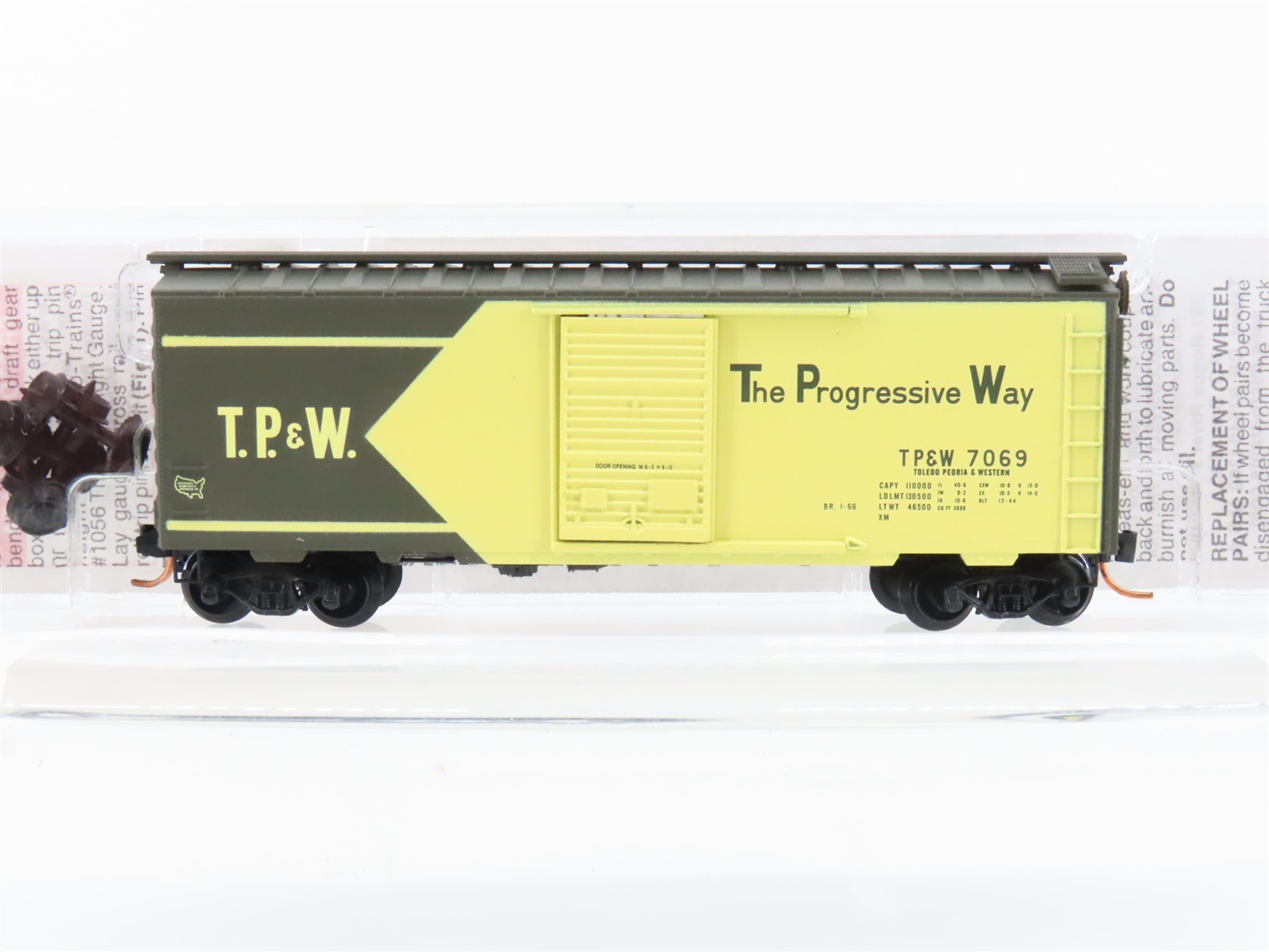 N Scale Micro-Trains MTL 02000716 TP&W The Progressive Way 40′ Box Car #7069