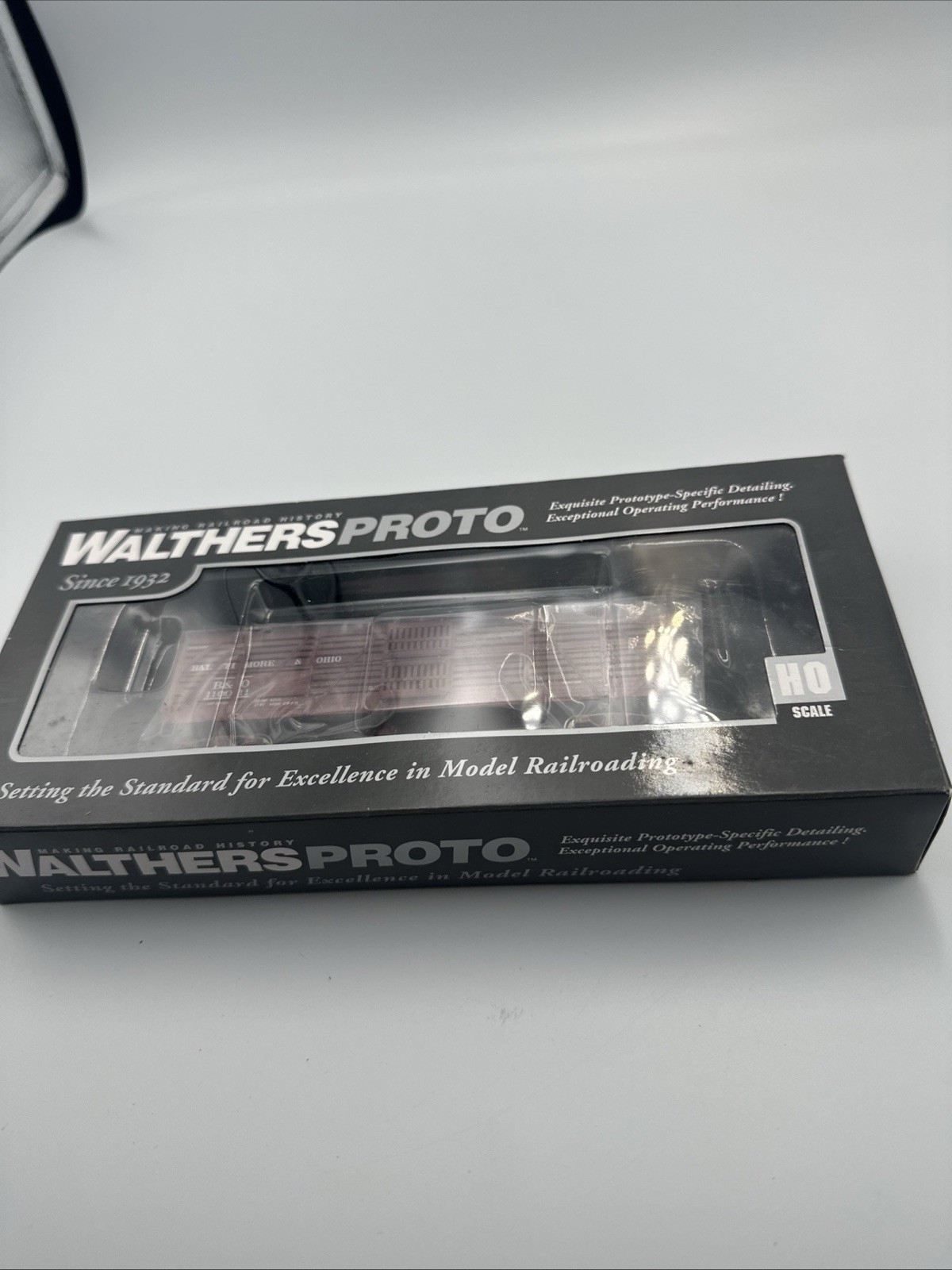 Walthers 920-108801 HO Scale Baltimore & Ohio 40′ Mather Stock Car #110011