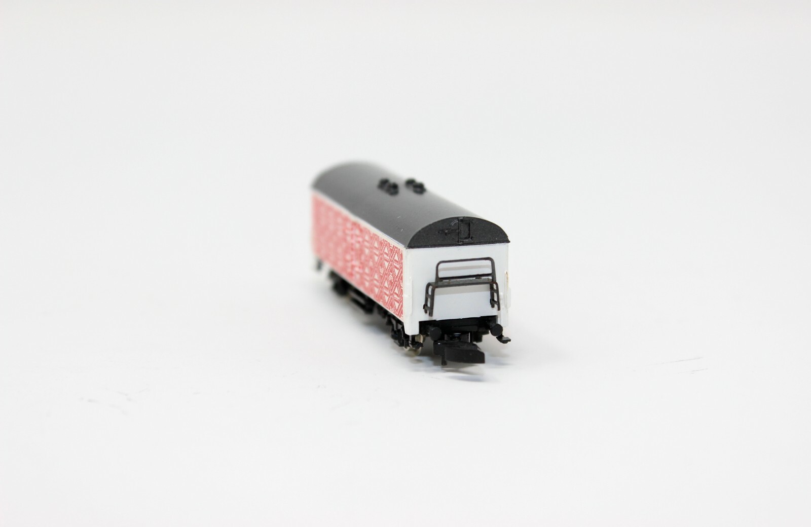 Z Scale Marklin 2453 S DB Special Edition Nostalgia Refrigerator Boxcar