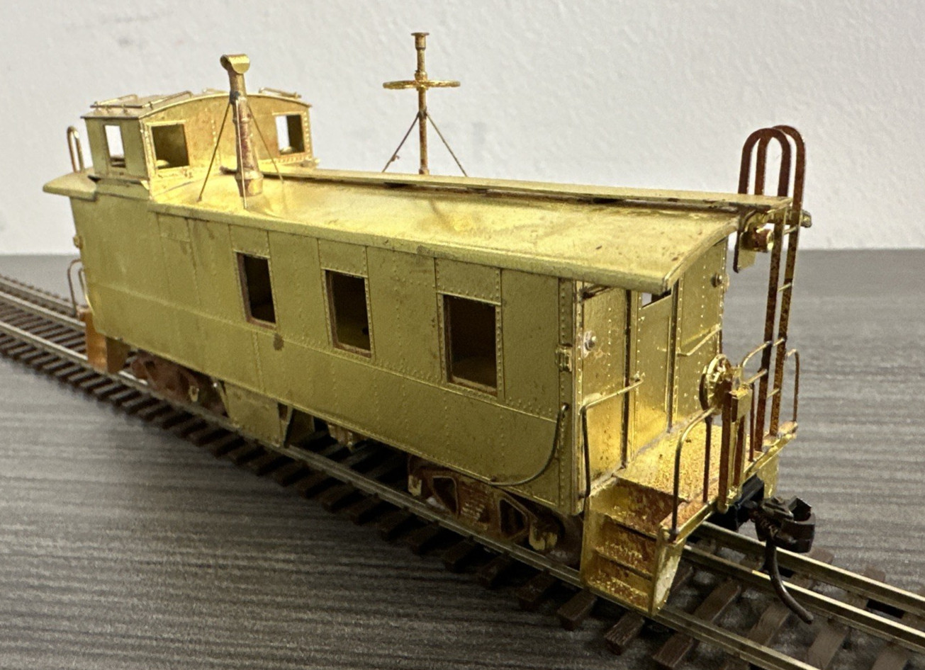 Oriental Limited HO Scale Brass Class NE-10 CB&Q Caboose Unpainted NIB