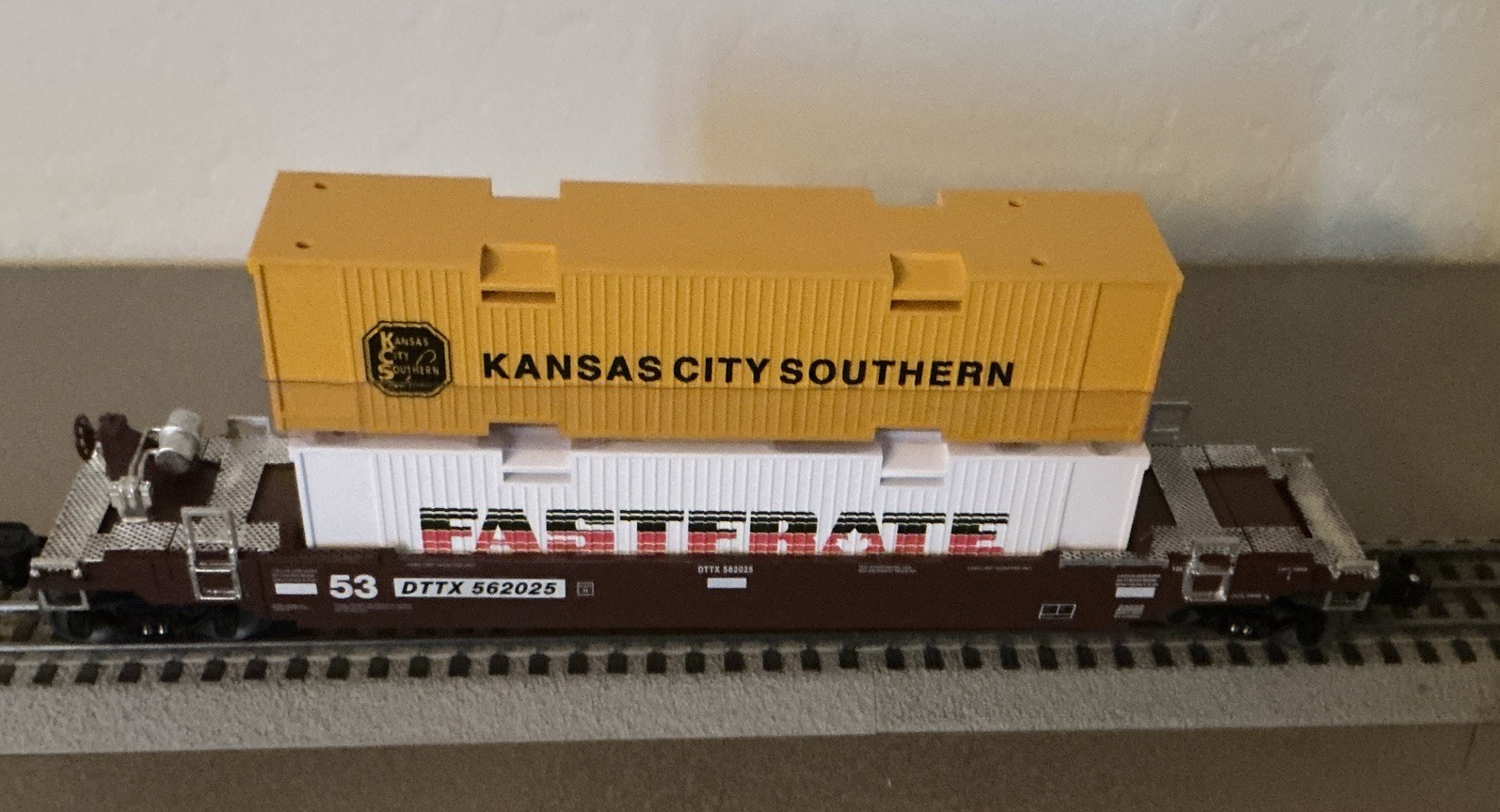 LIONEL Intermodal CPKC MAXI-STACK #562025 O GAUGE train NEW Bonus Container