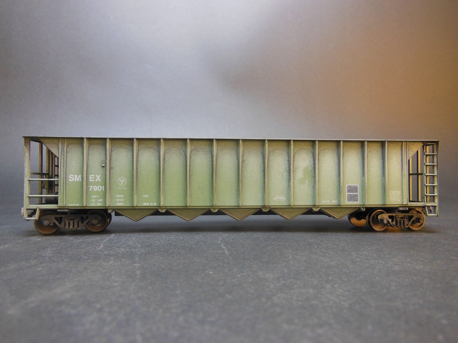 HO SCALE CUSTOM WEATHERED SMEX 7901 ORTNER 5-BAY RAPID DISCHARGE HOPPER