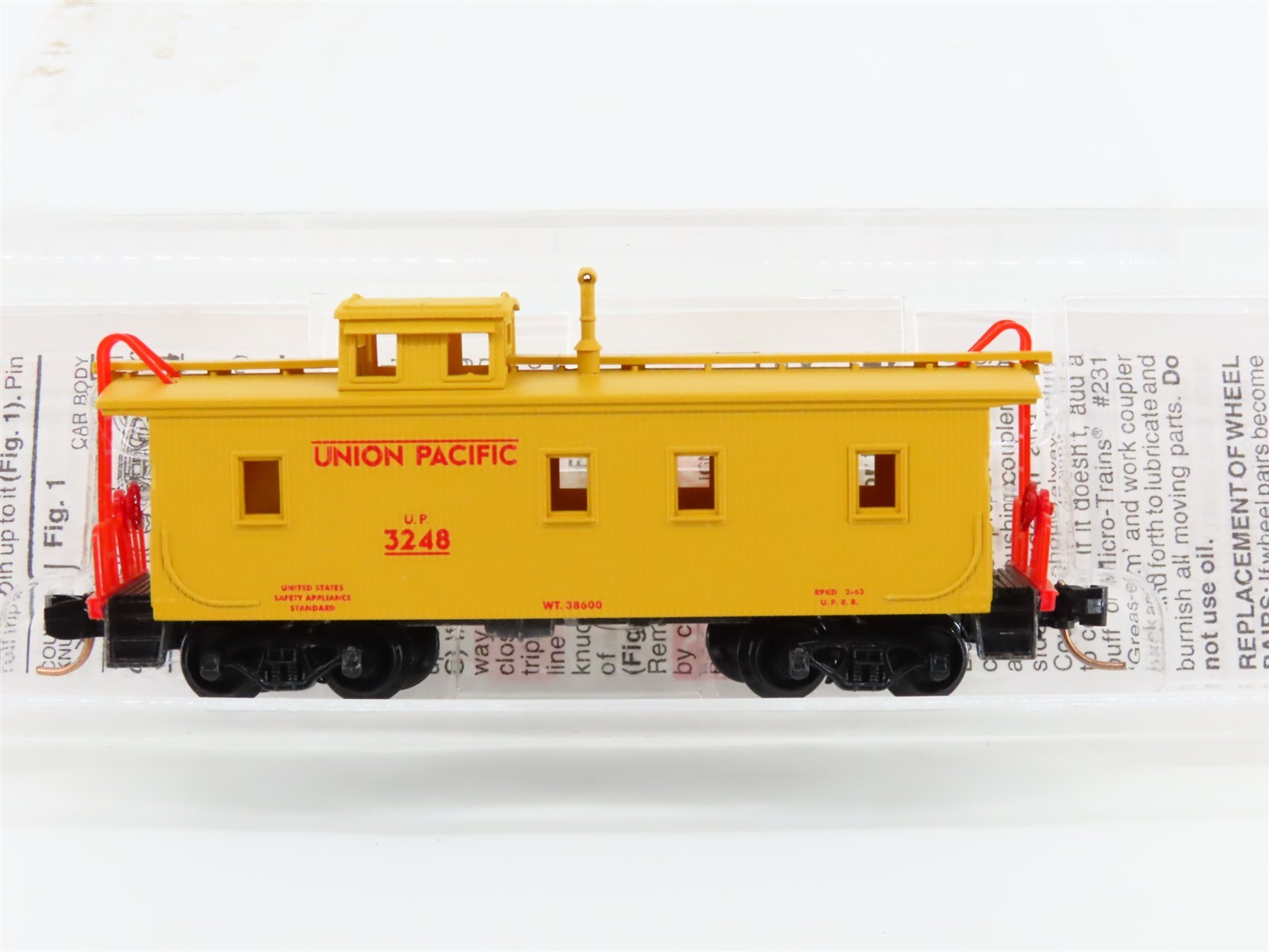 N Scale Micro-Trains MTL 50100 UP Union Pacific Railroad 34′ Wood Caboose #3248
