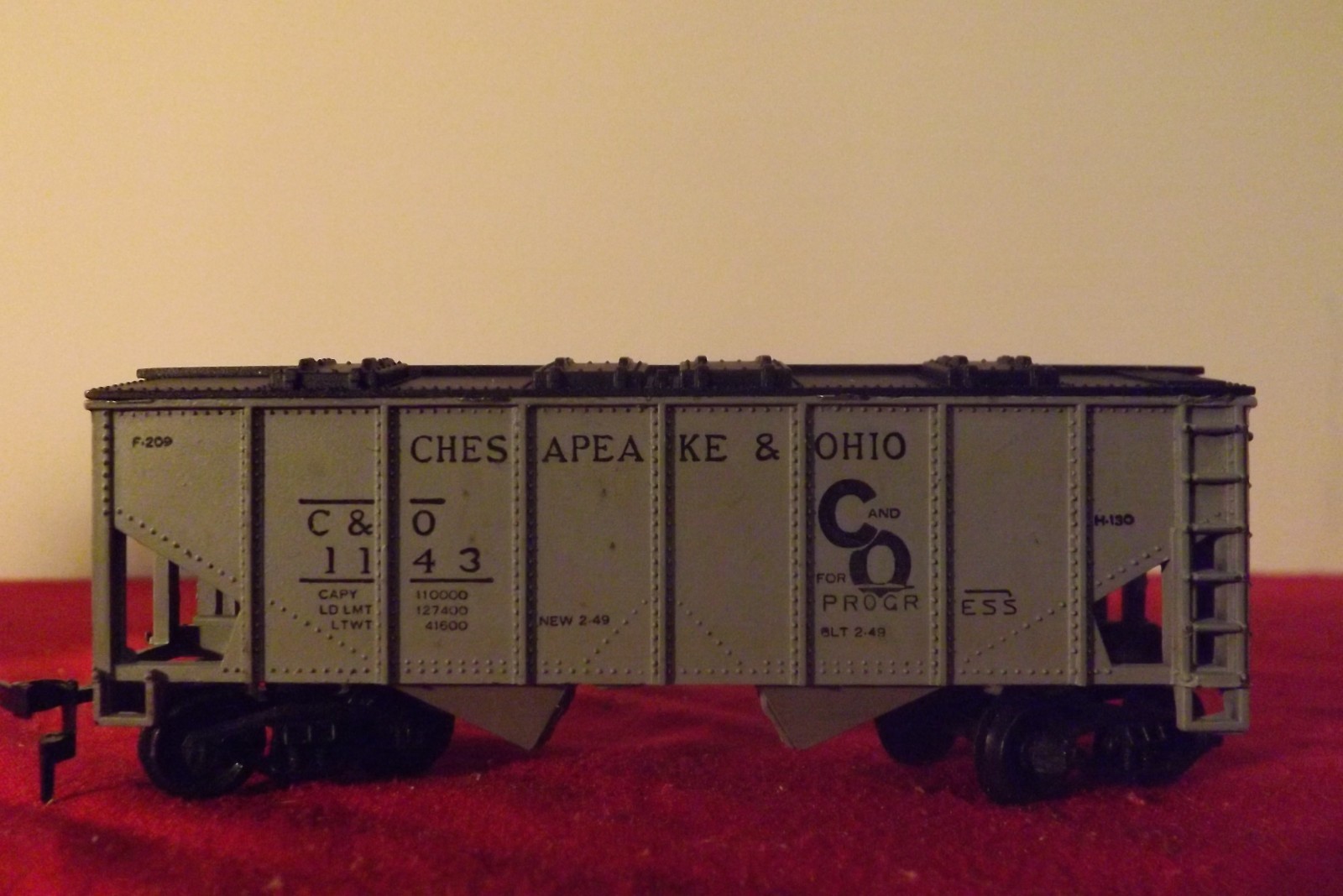 Life-Like HO 41′ Scale Chesapeake & Ohio C&P 1143 Hobby Model Railroad Hopper