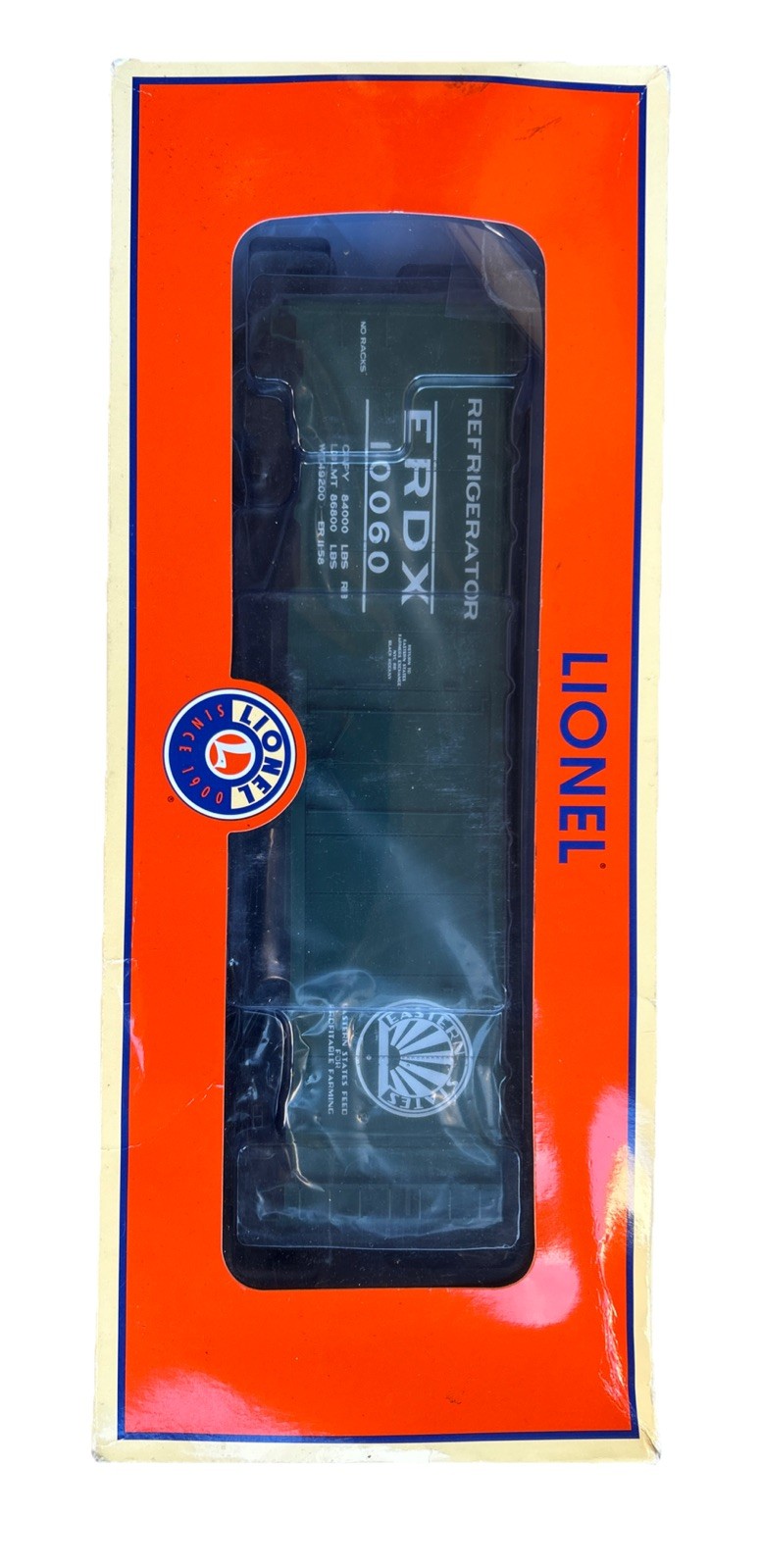 LIONEL 6-27361 P.F.E. WOOD SIDED REEFER REFRIGERATOR CAR, O Gauge LNIB