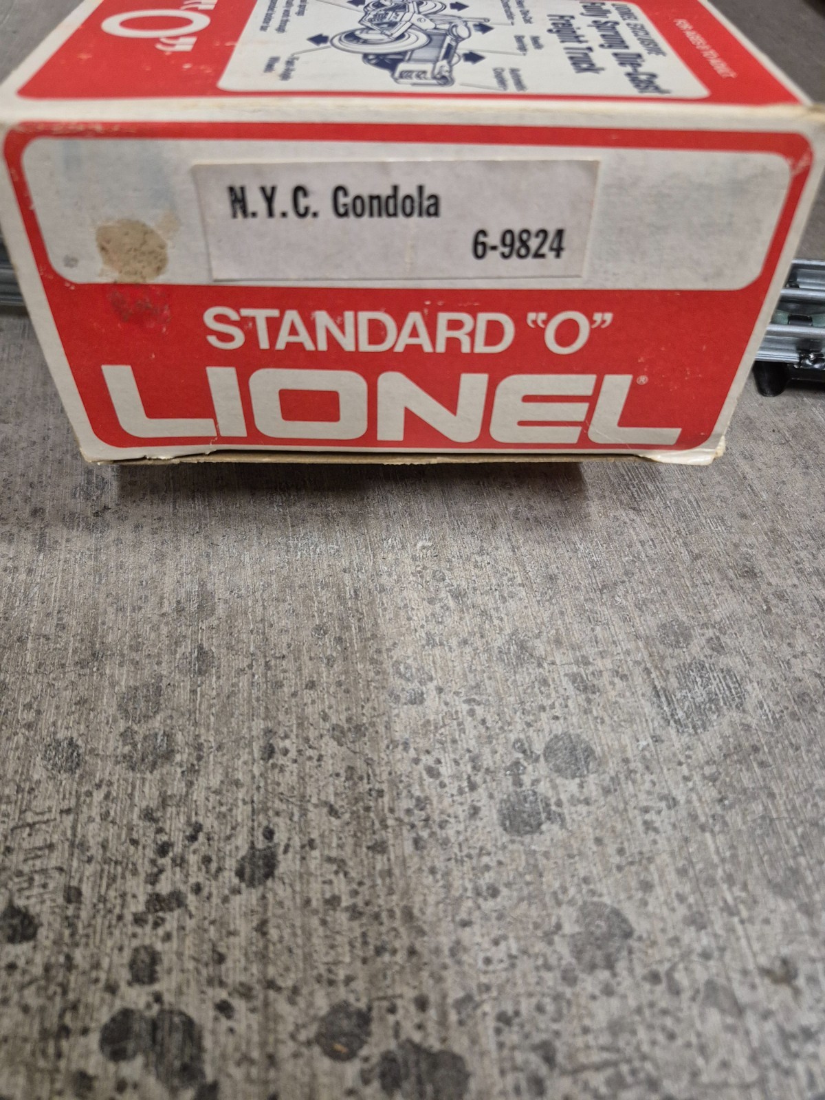 Lionel 6-9824 O Gauge New York Central Gondola with Coal Load/Box