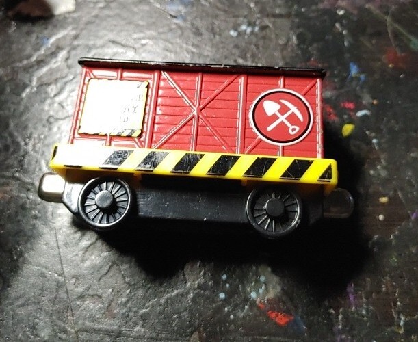 2009 Thomas & Friends – Magnetic Ffarquhar Quarry Freight Car
