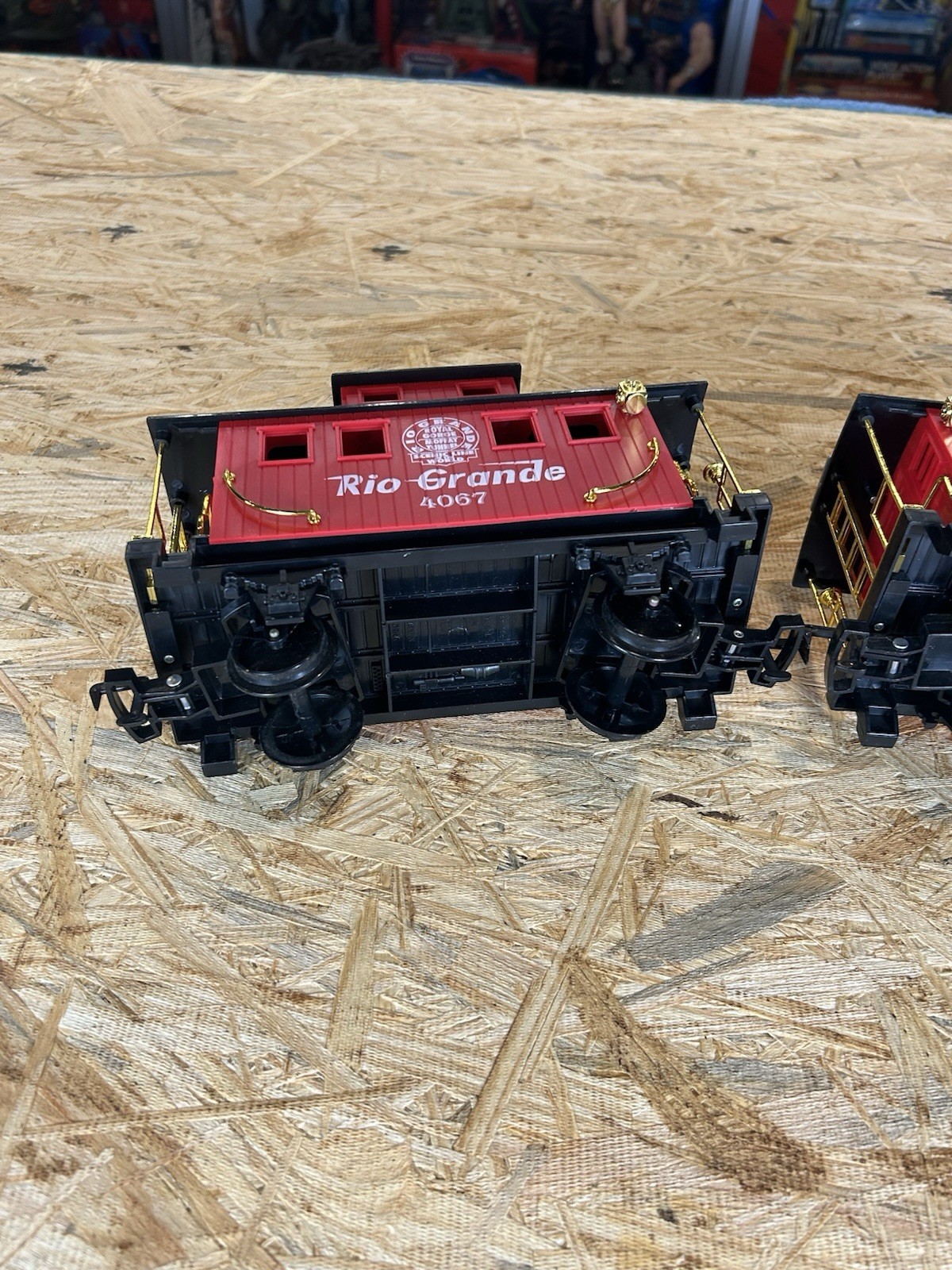 Scientific Toys Rio Grande #4067 Caboose G Scale Red Works Royal Gorge