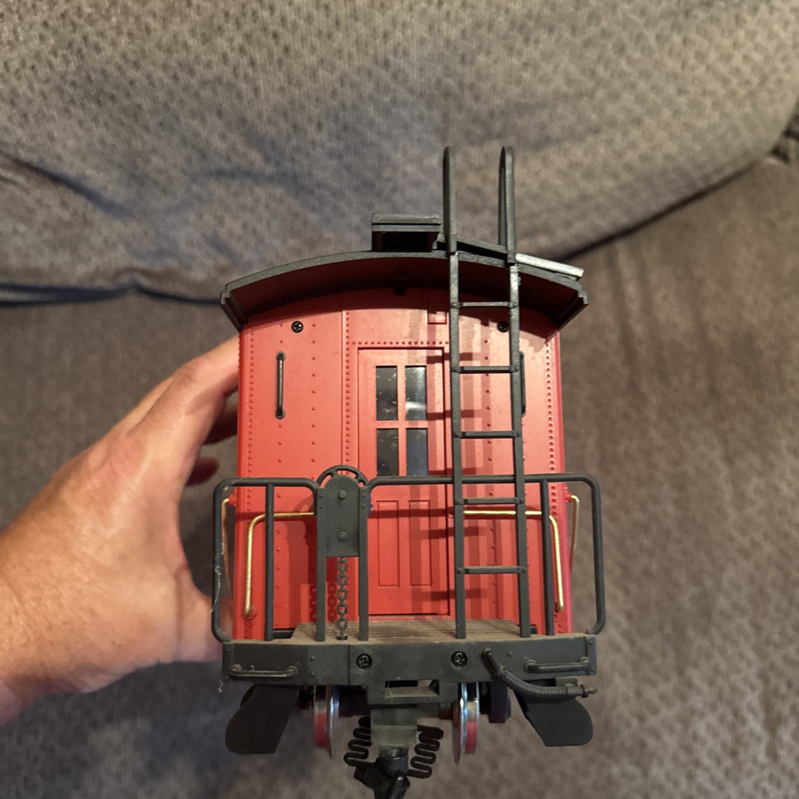 BOXED LGB #45790 LIGHTED 5 WINDOW CABOOSE KNUCKLE COUPLERS W/DECALS