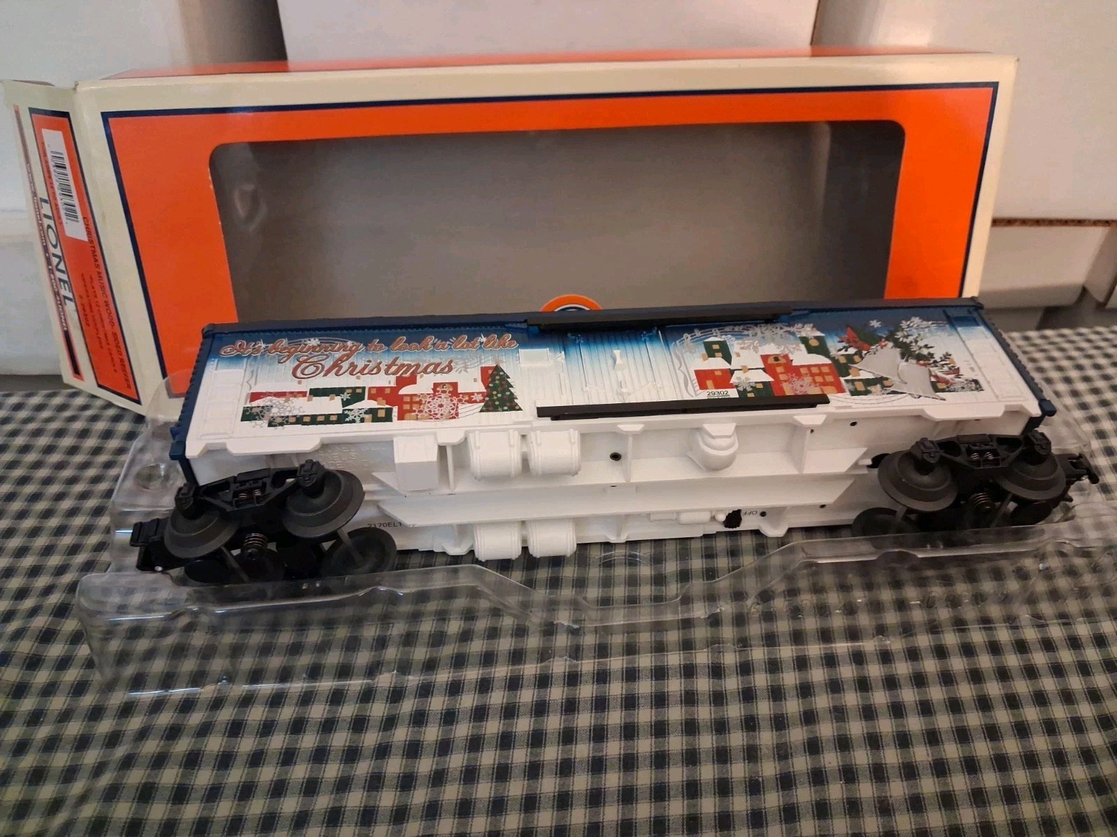 Lionel 6-29302 Christmas WOOD SIDED REEFER Music O GAUGE Carols NEW In Worn Box