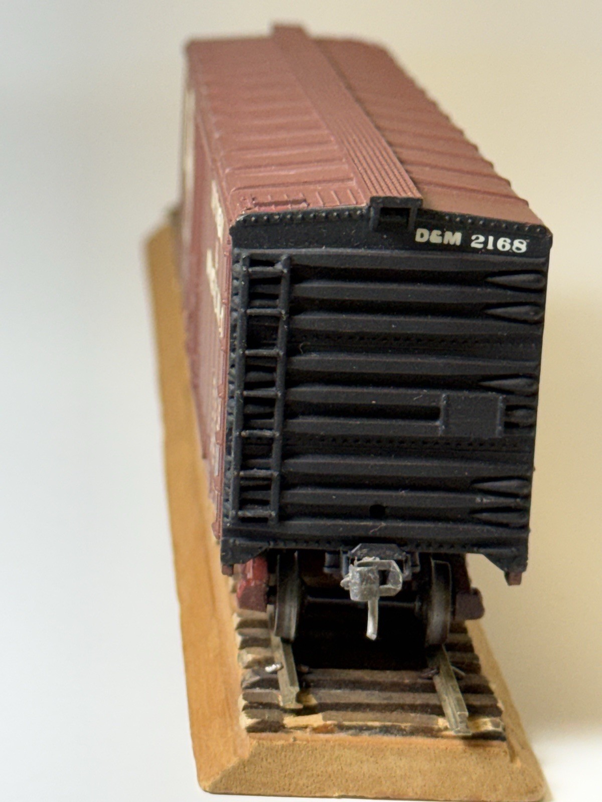 HO, Custom-Tyco, Detroit & Mackinaw, Brown 50’ Boxcar # DM-2168