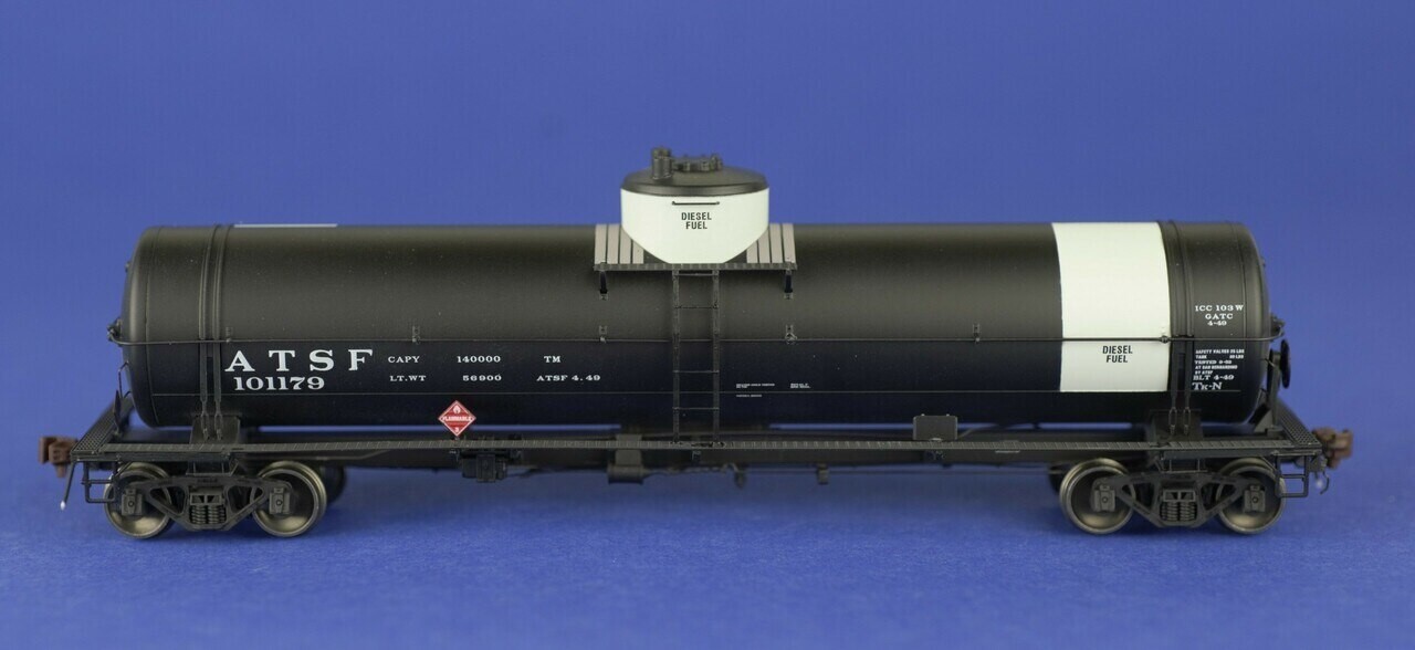 HO GATC Tank Car, ATSF #101179 Gray band diesel fuel service early lettering