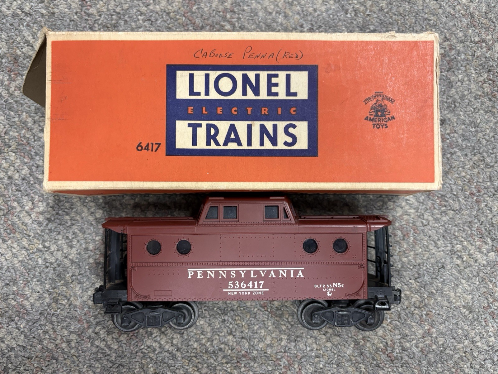 + Lionel Postwar O Gauge 6417 Pennsylvania N5c Porthole Caboose w/ Box