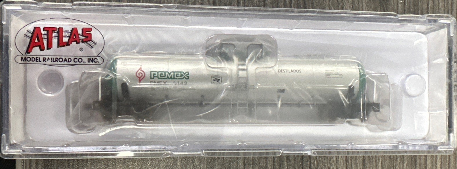 Atlas N Scale #50004631 GATX 20,700 Gal Tank Pemex #5143 NIB