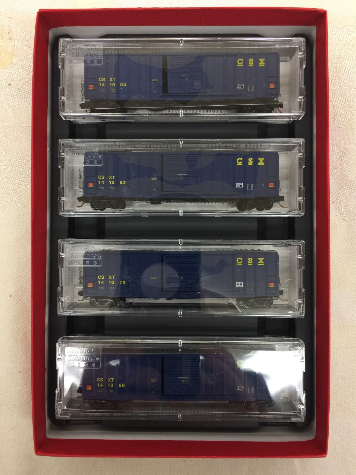 Micro-Trains Line CSX Box Car Runner Pack 993 00 068 *MINT* OOP