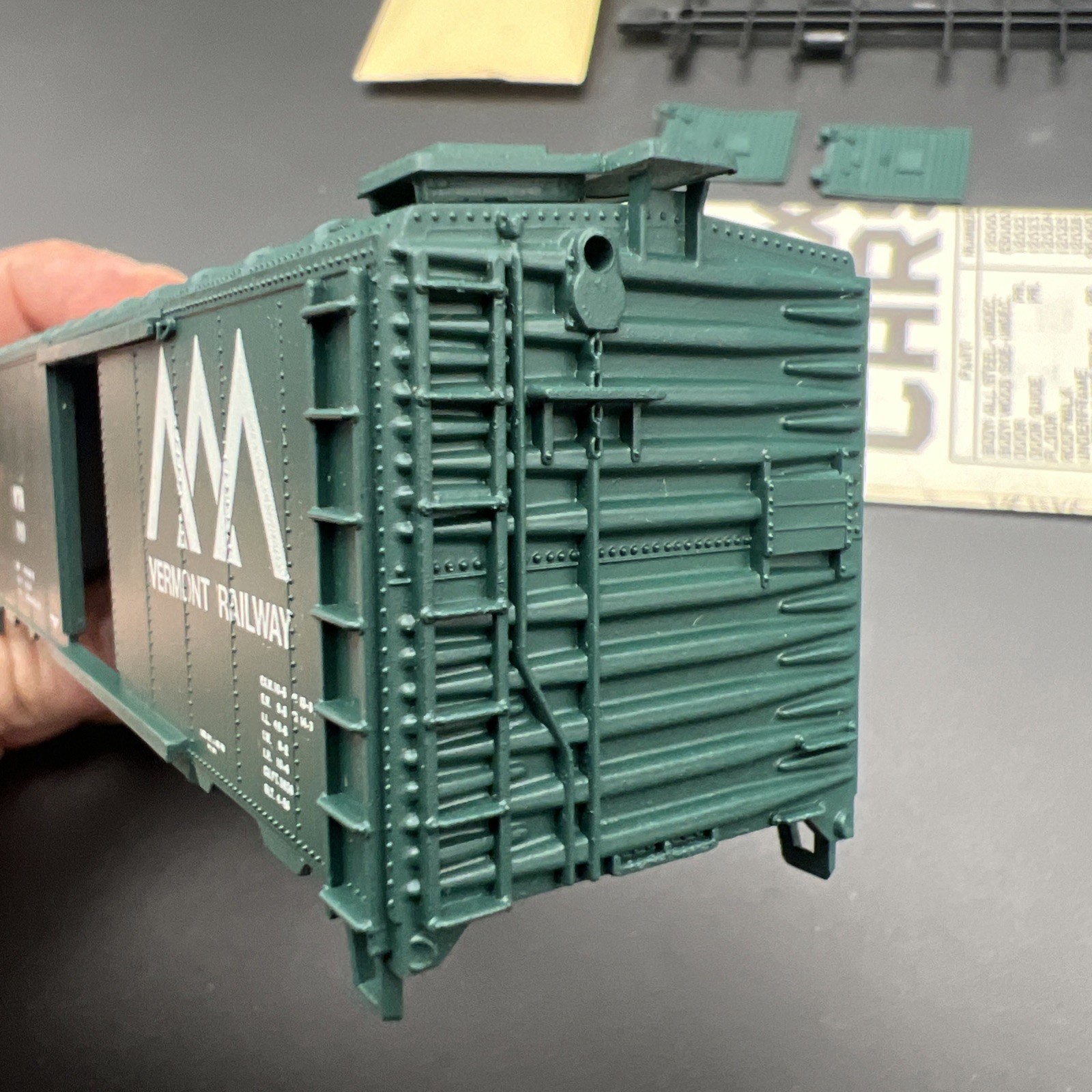 Athearn Blue Box Vermont Railway VTR 169 Green #1214 Unassembled Kit HO Scale