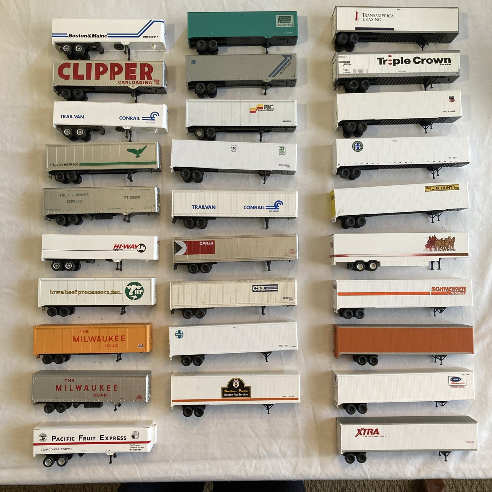 HO Scale 40′ 45′ & 48′ Trailers – Sold Separately at various prices