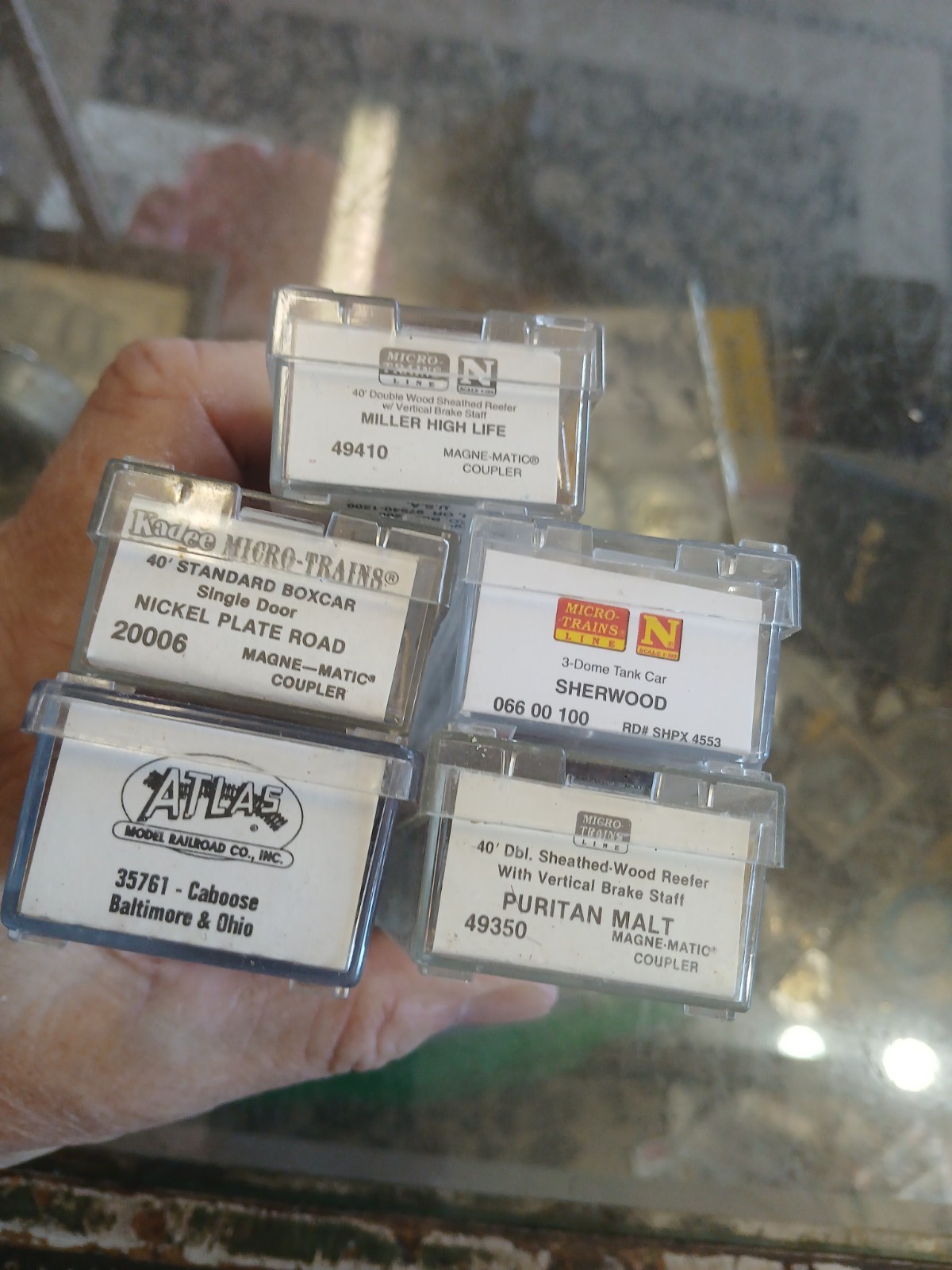 5 – Assorted-Trains N Scale Freight Train Cars See Details & Pictures! Lot,2