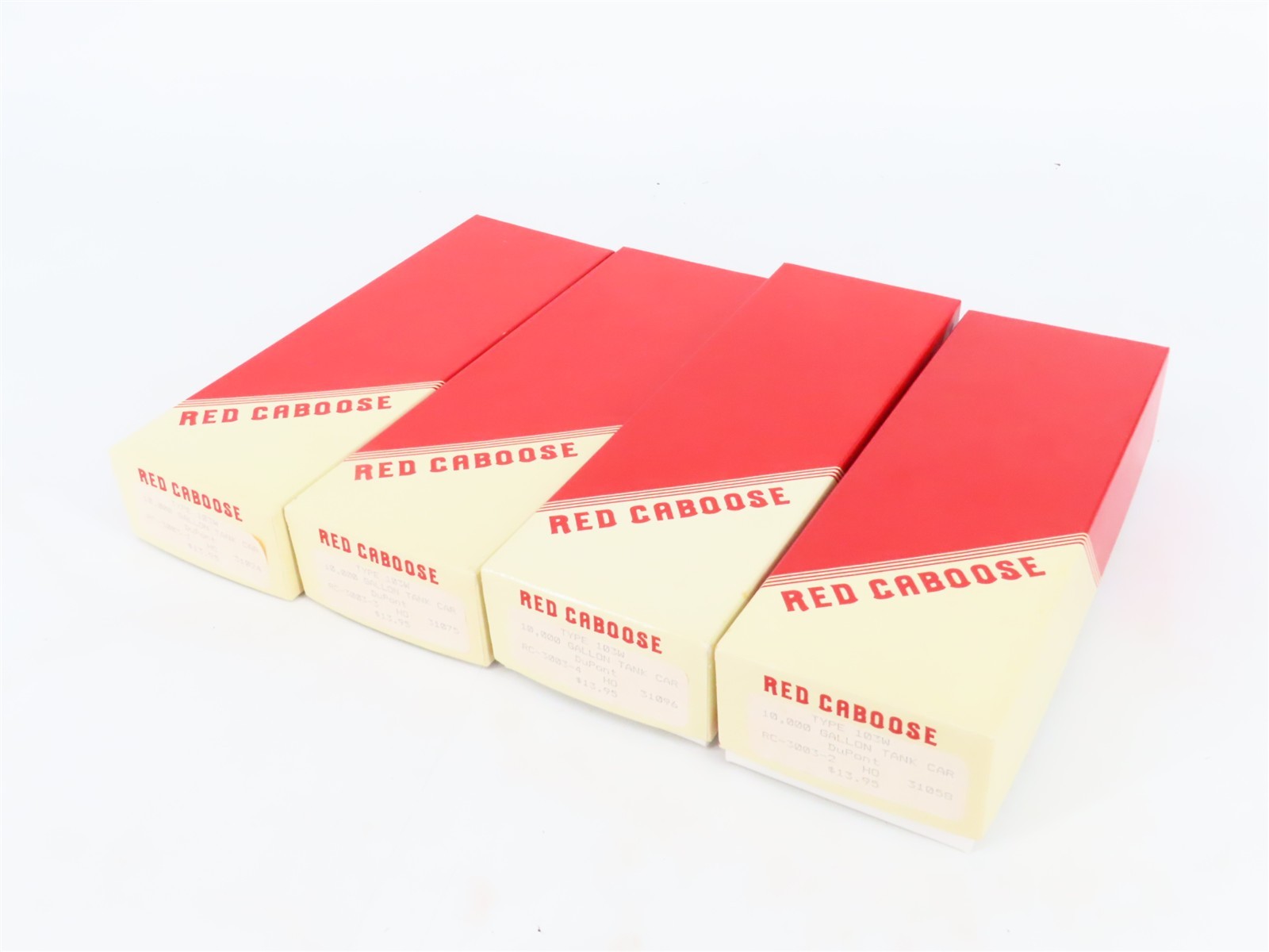 LOT of 4 HO Scale Red Caboose GATX DuPont 10k Gal Tankcar Kits