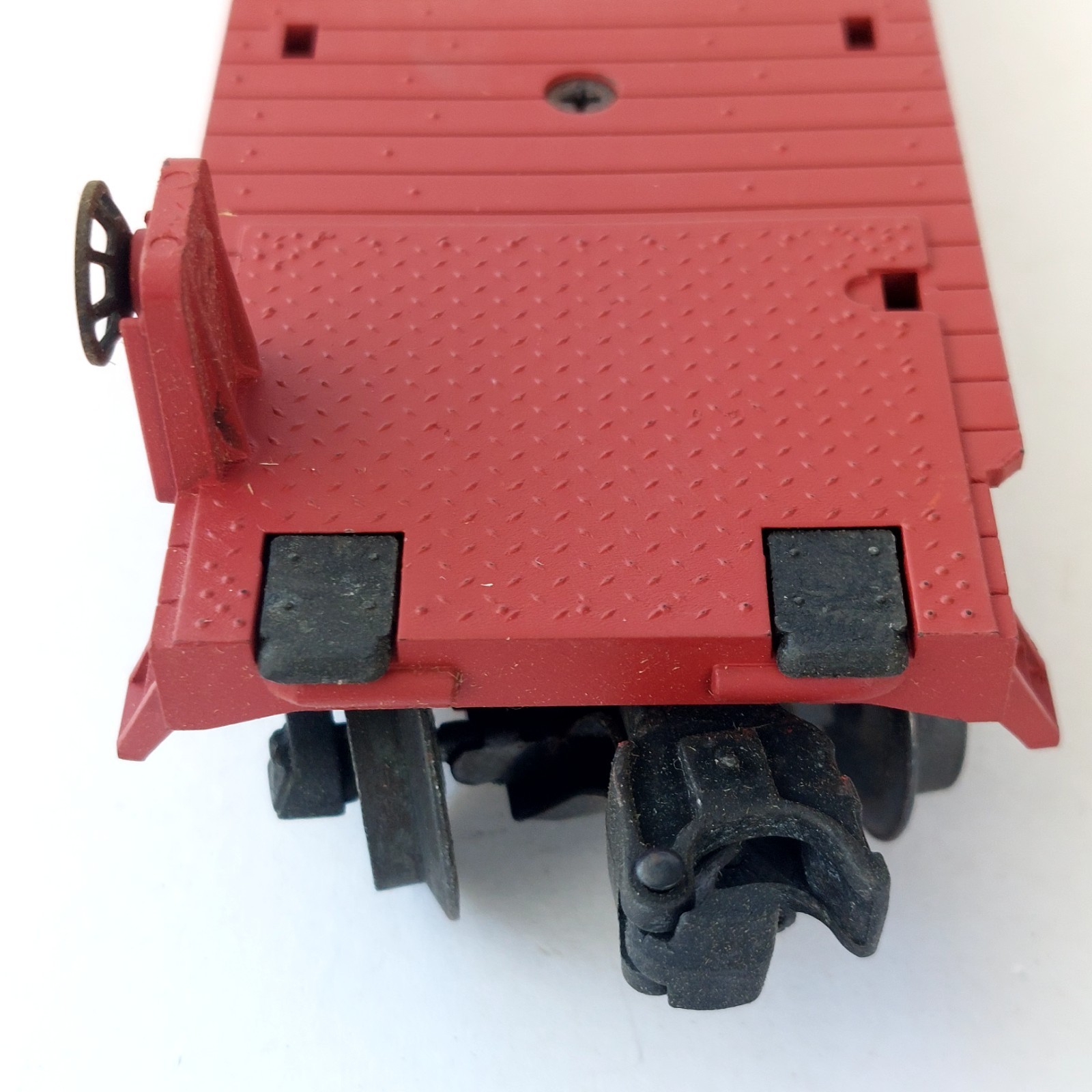 Postwar Lionel 6511 Pipe Car With Pipes And Box With Defect