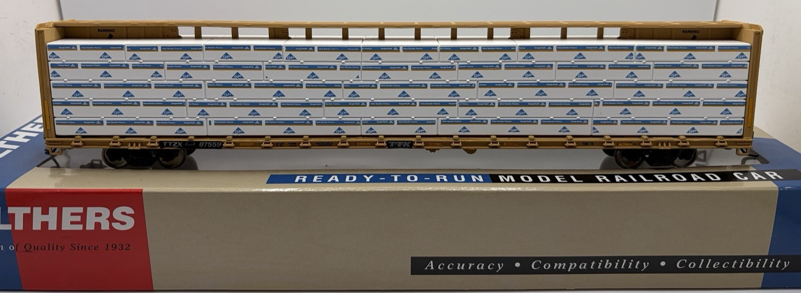 HO Scale Walthers 72′ Centerbeam Flat TTZX #87559 (Standard) with Load Wrong Box