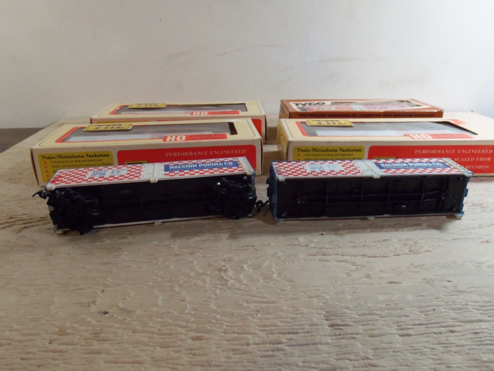 HO Lot of 6 Ralston Purina Box Cars Parts Pieces