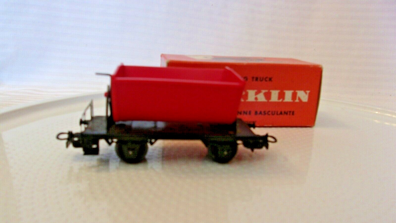 HO Scale Märklin Tipping Ore Car, Red #4513 Vintage 1953