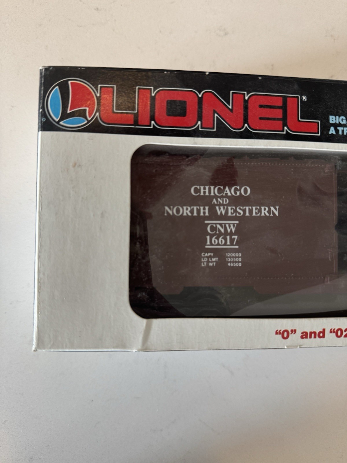 Lionel O Scale Chicago & Northwestern Boxcar w/ End of Train Device 6-16617 -NEW