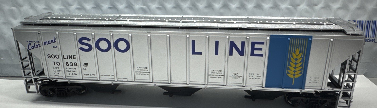 Athearn Colormark SOO Line Hopper Car HO Scale 1:87 Model Railroad 70638