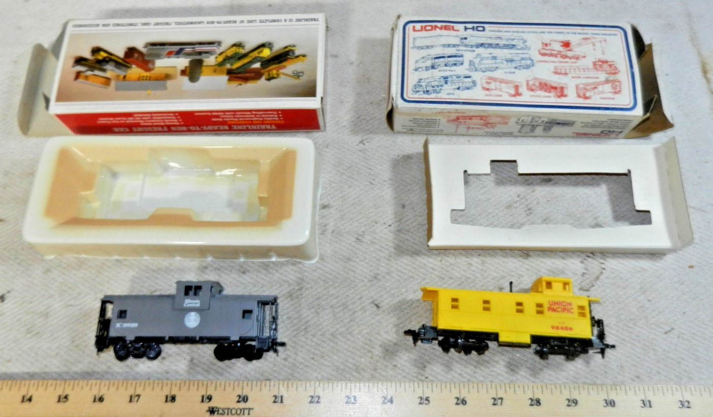 2 HO Cabooses in OBs: Lionel 5-8406 UP + Walthers 931-521 Illinois Central (C)