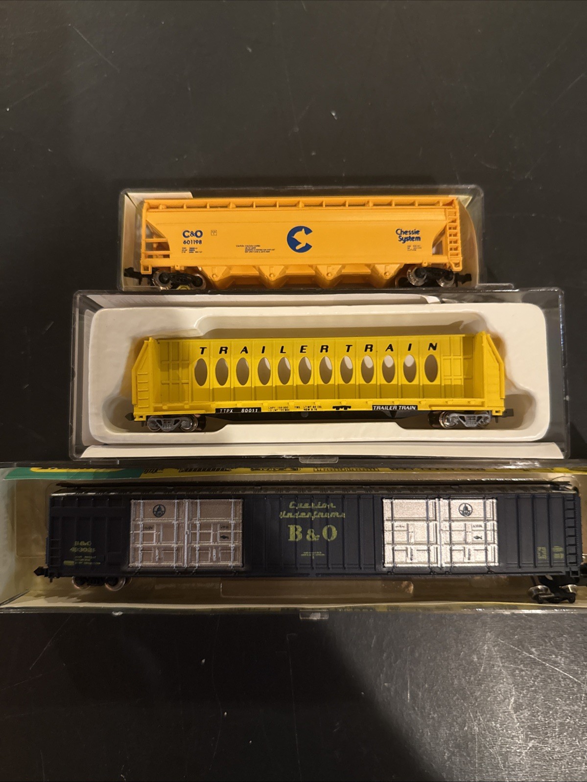 N Scale Train Cars. Lot Of 3. B&O. Chessie. Con-cor, Model Power And Minitrix