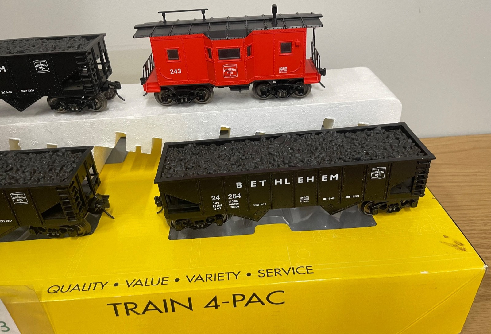 K-line by Lionel 6-31767 Bethlehem Steel Freight Car O O-27 Gauge Train 4-Pack