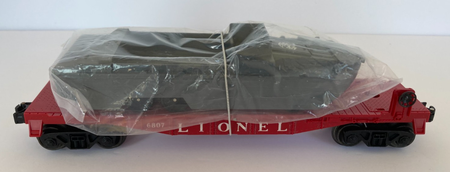 Lionel #6807 Flat Car with Amphibious Vehicle