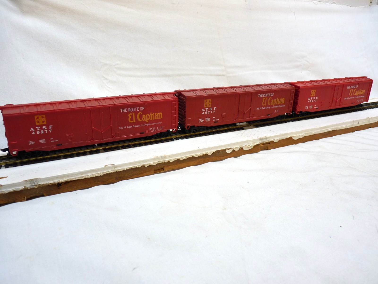 TYCO HO Box Car Lot (3) ATSF El Capitan – Fast Shipping