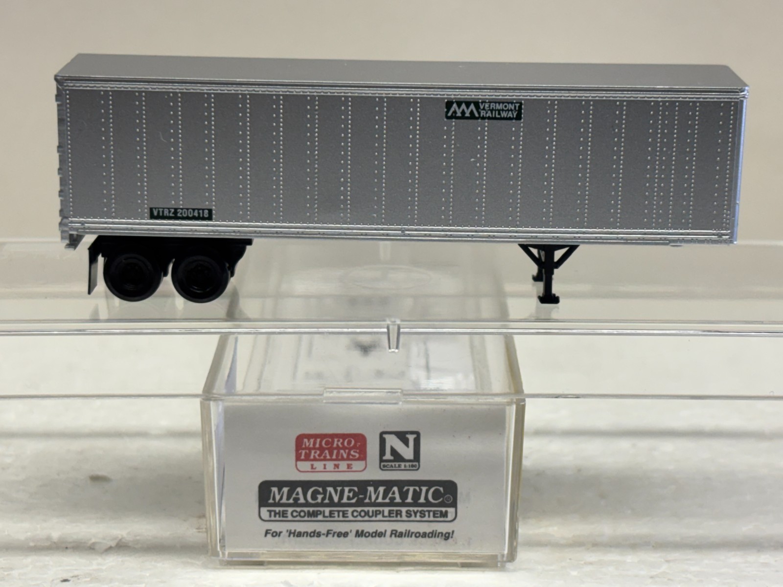 N Kadee Scale Micro Trains MTL 66040 Vermont 40′ Trailer – Hard to Find