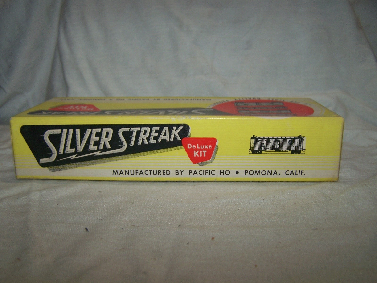 Silver Streak #S207 Wood/Metal 40′ Wood Boxcar Kit Central of Georgia(kit)