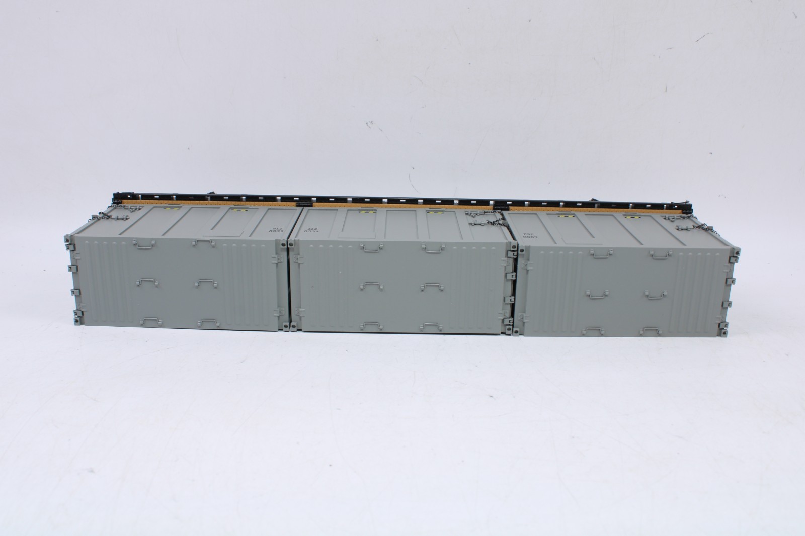 MTH 20-98583 O 60′ Flat Car Canadian National #633025 Trash Containers