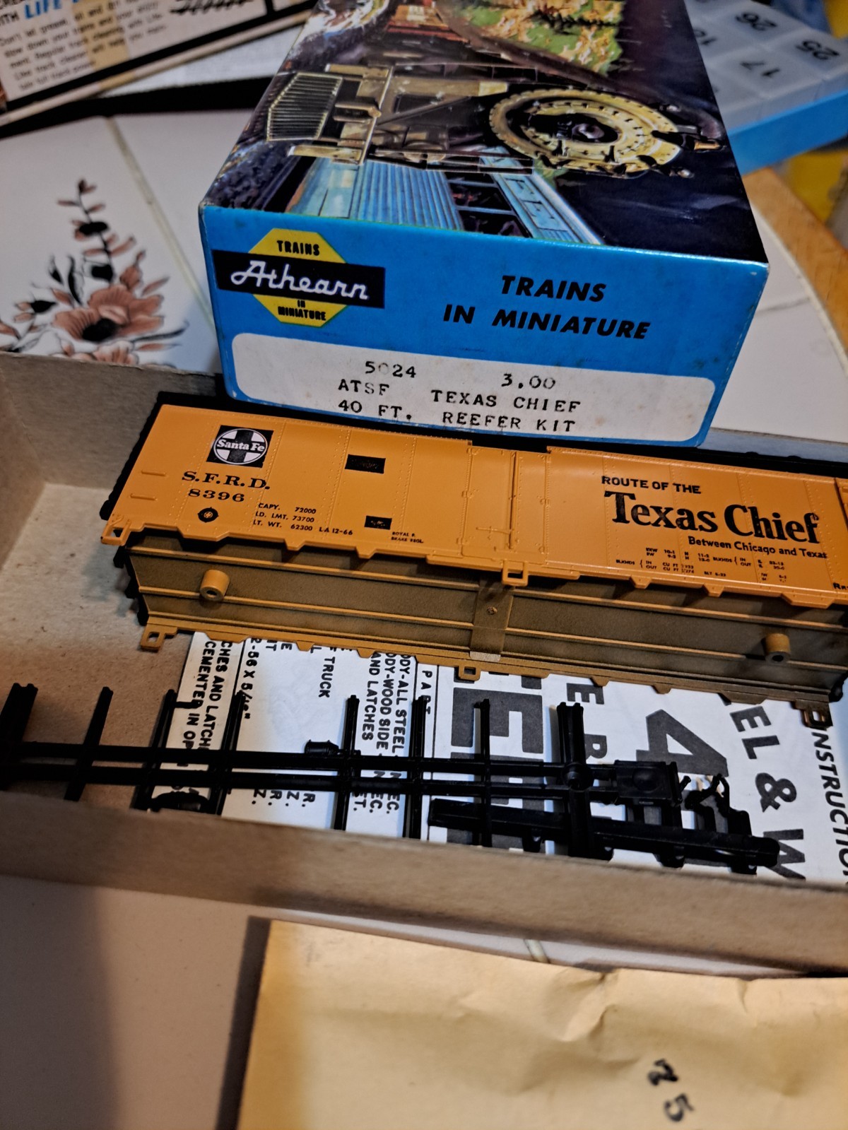 Ho Athearn 5024 40 Ft Reefer Santa Fe Texas Chief SFRD #8396 BUILT KIT