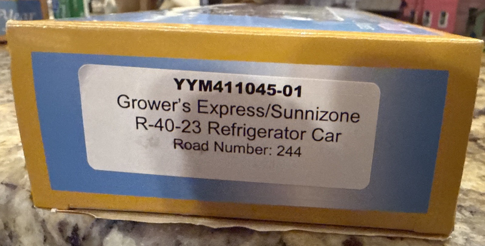 YesterYear Models HO R – 40–23 Refrigerator Car Sunnizone Growers Express #244