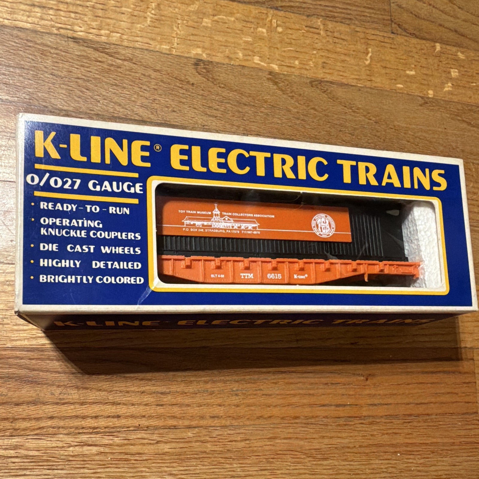K-Line O/O-27 Gauge TTMA Flat Car Orange/Black Knuckle Couplers K-6615