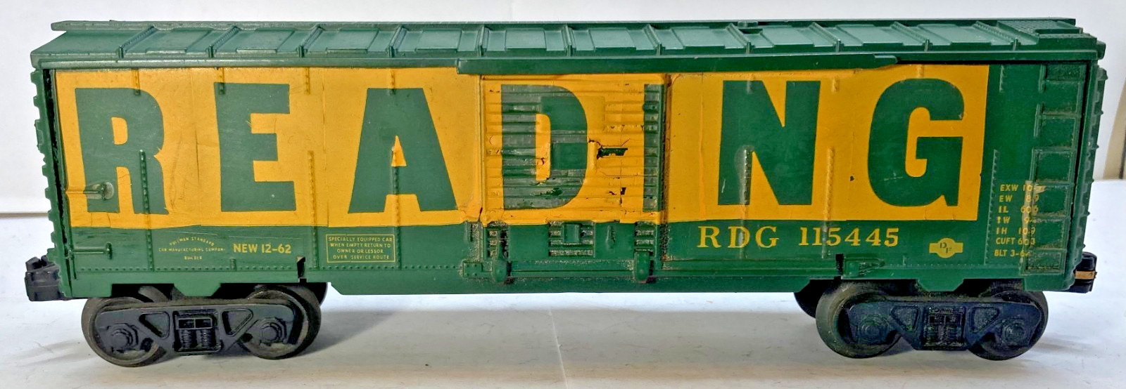No. 115445 Reading Box Car: Custom Paint on a Lionel Car !