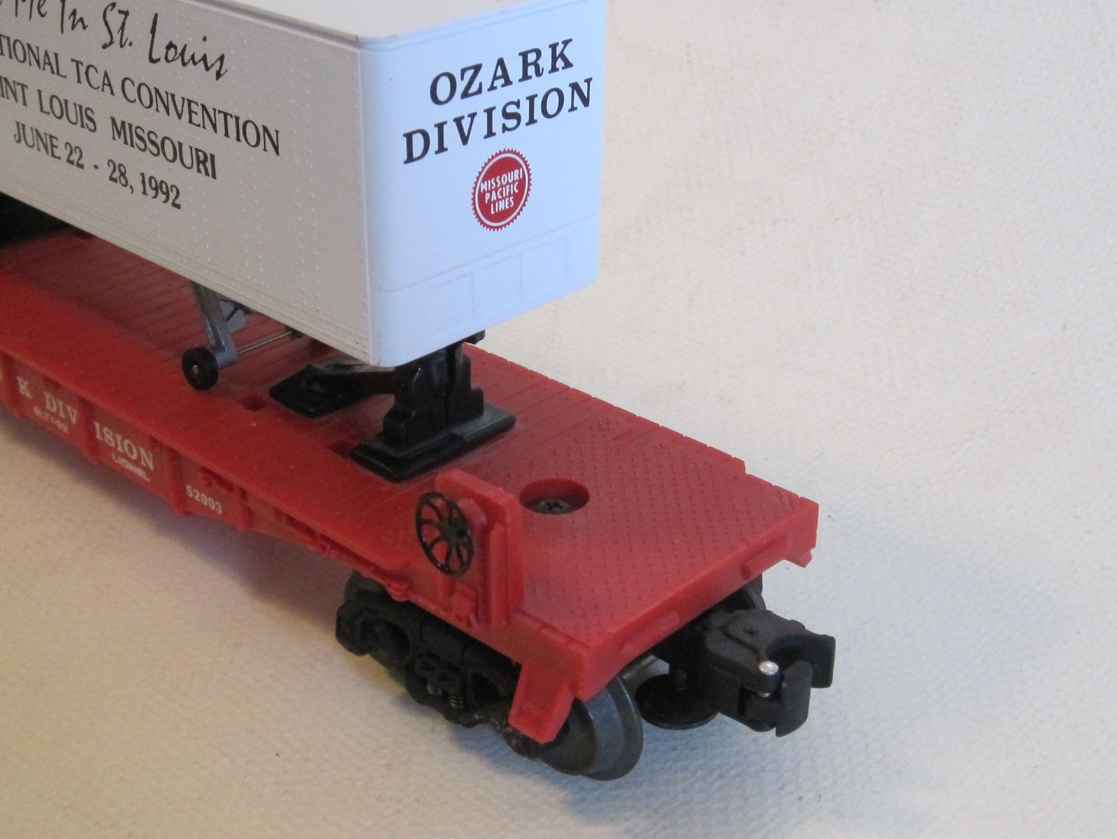 Lionel O Scale TCA St Louis Convention Trailer on Flatcar #52003 Ozark Division