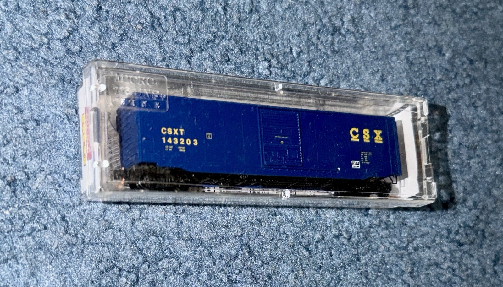 Micro-Trains MTL Line N CSX Transportation 50’ Standard Box Door / #077 00 200