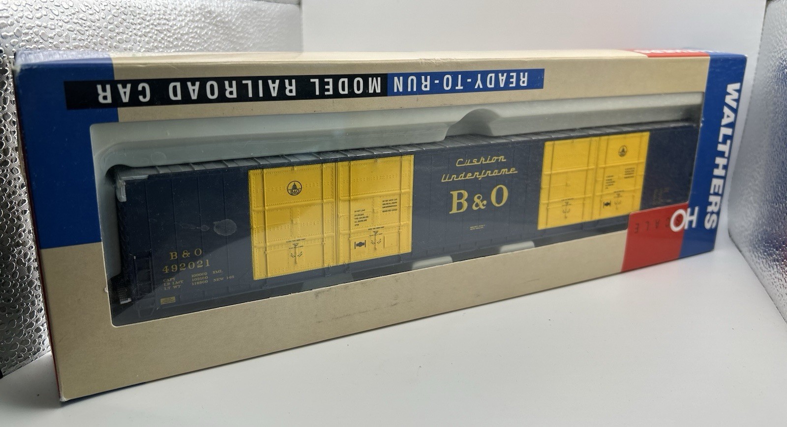 HO WALTHERS 932-3531 PULLMAN STANDARD 86′ HI-CUBE BOXCAR BALTIMORE & OHIO B&O