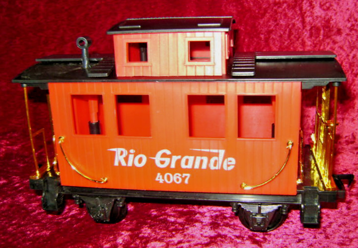 EZTEC RIO GRANDE CABOOSE RED Scientific Toys Train G Scale Gauge Garden New I