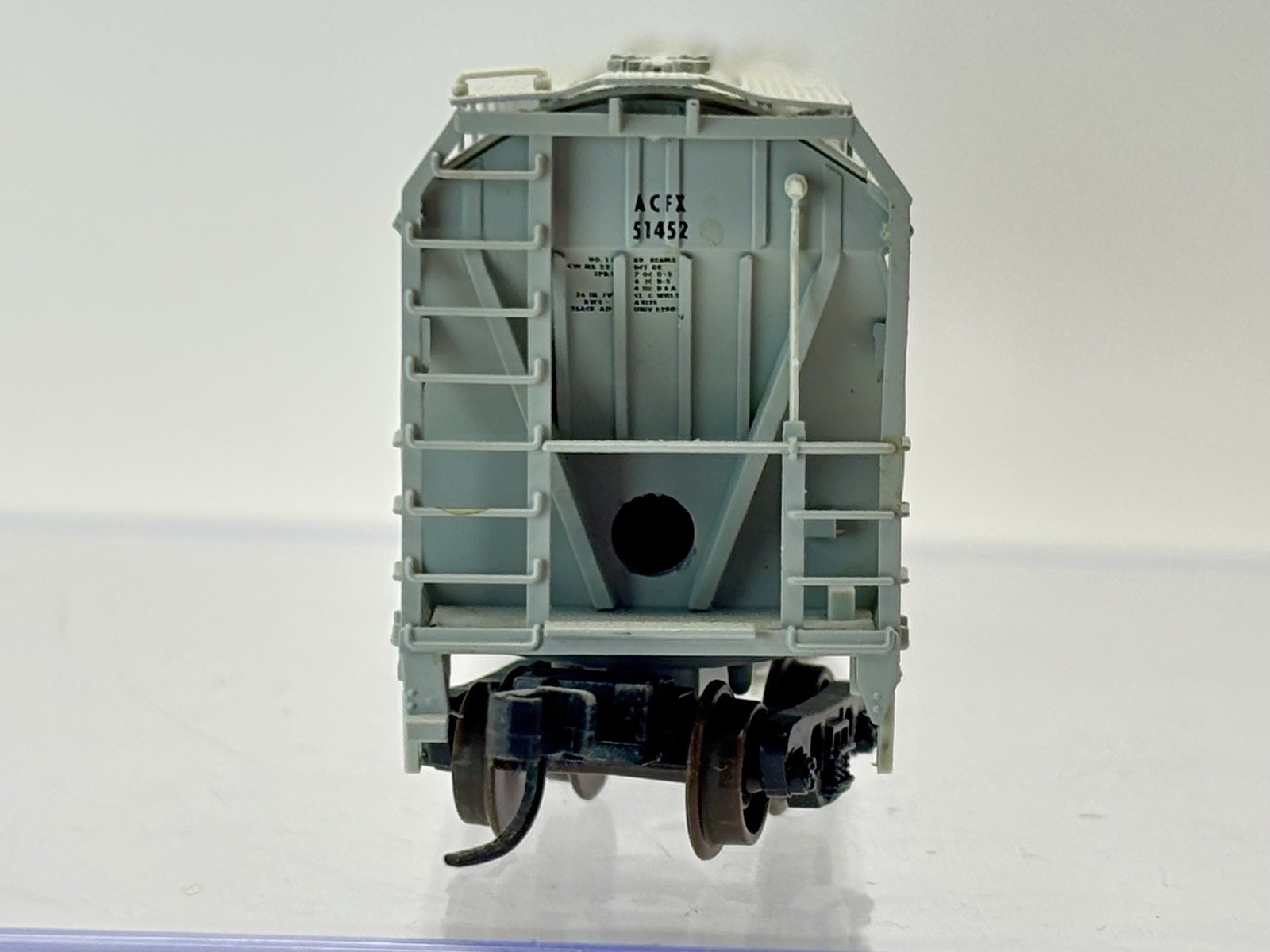 N Scale Atlas 40071 ACFX ACF PressureAide Centerflow Hopper ACFX #51452